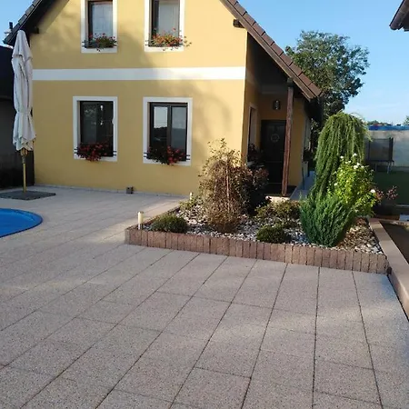 U Hrobky Apartment Trebon Exterior photo